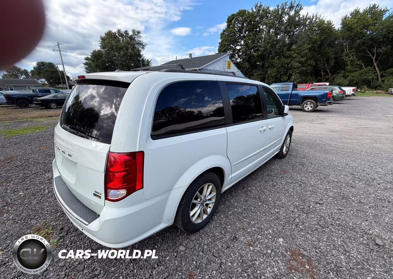 2016 Dodge Grand Caravan Sxt VIN:2C4RDGCG7GR373307 - 4