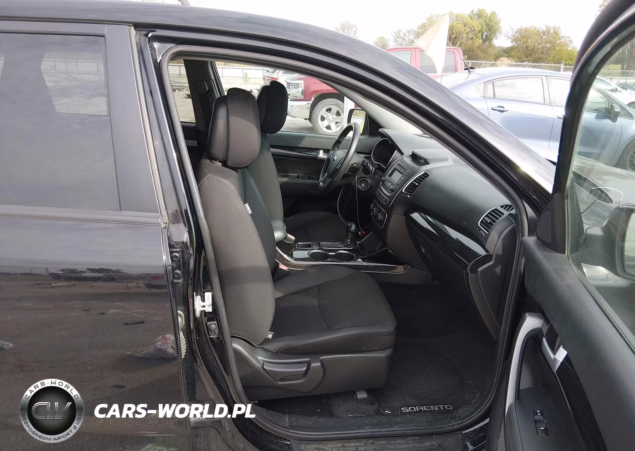 2015 Kia Sorento Lx V6 VIN:5XYKT4A78FG583374 - 5