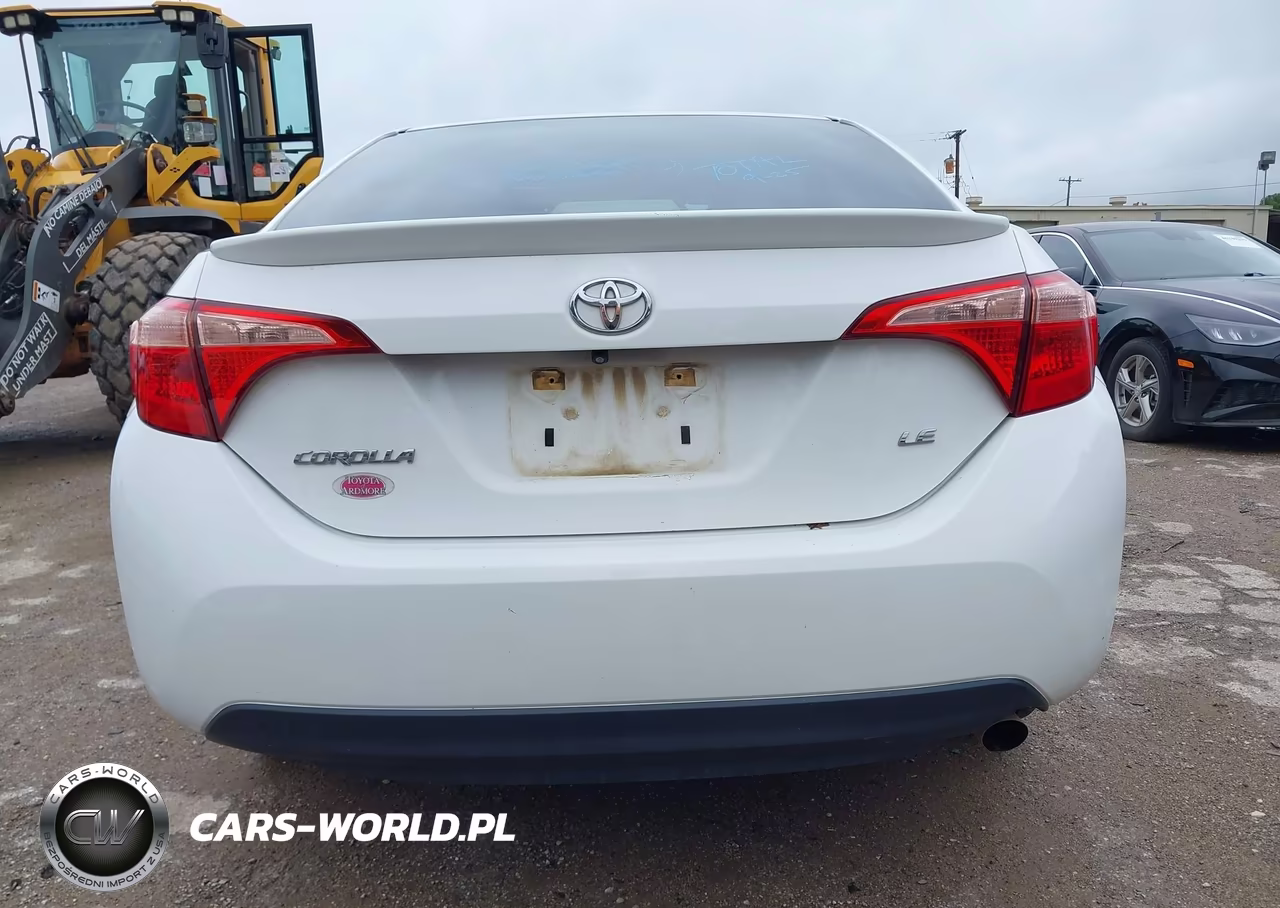 2017 Toyota Corolla Le VIN:5YFBURHE6HP720230 - 17