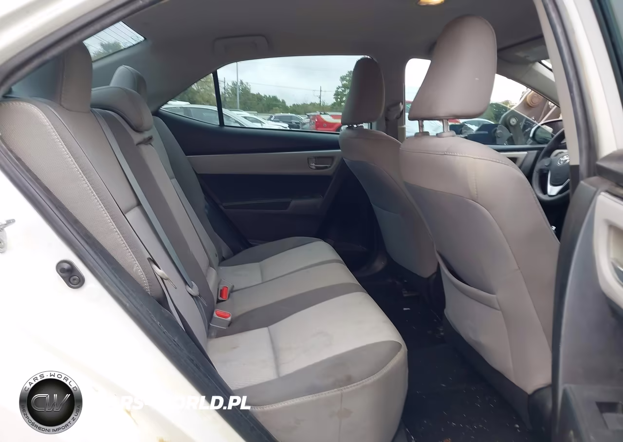 2017 Toyota Corolla Le VIN:5YFBURHE6HP720230 - 8