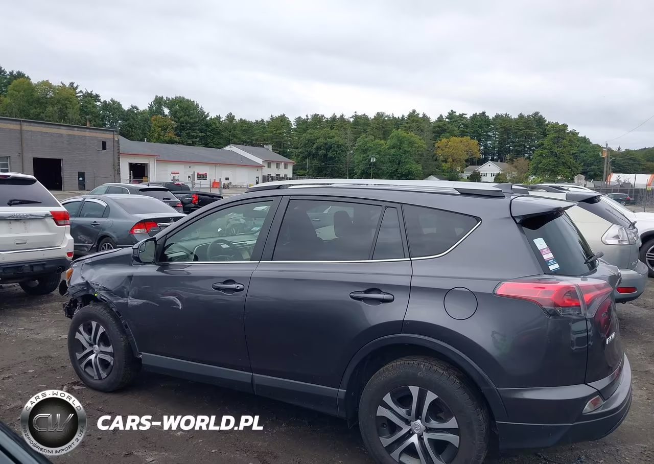 2017 Toyota Rav4 Le VIN:JTMBFREV6HJ123789 - 14