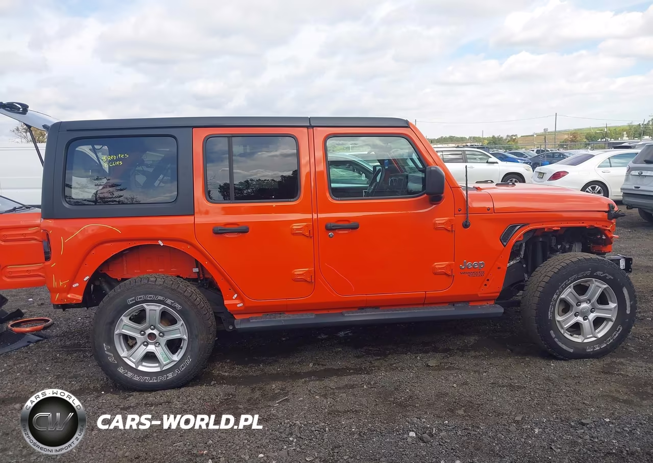 2020 Jeep Wrangler Unlimited Sport S 4X4 VIN:1C4HJXDGXLW189483 - 13
