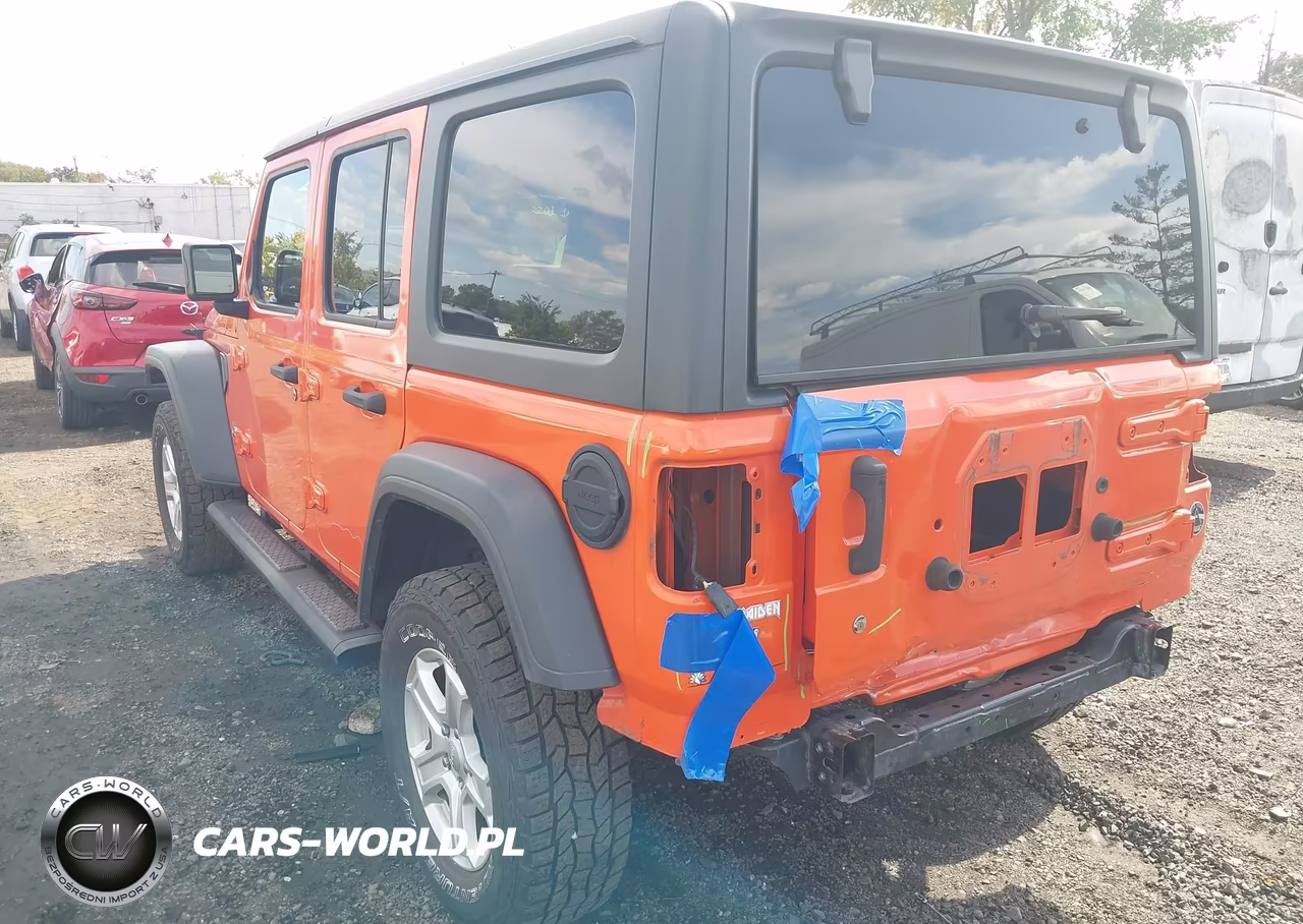 2020 Jeep Wrangler Unlimited Sport S 4X4 VIN:1C4HJXDGXLW189483 - 3