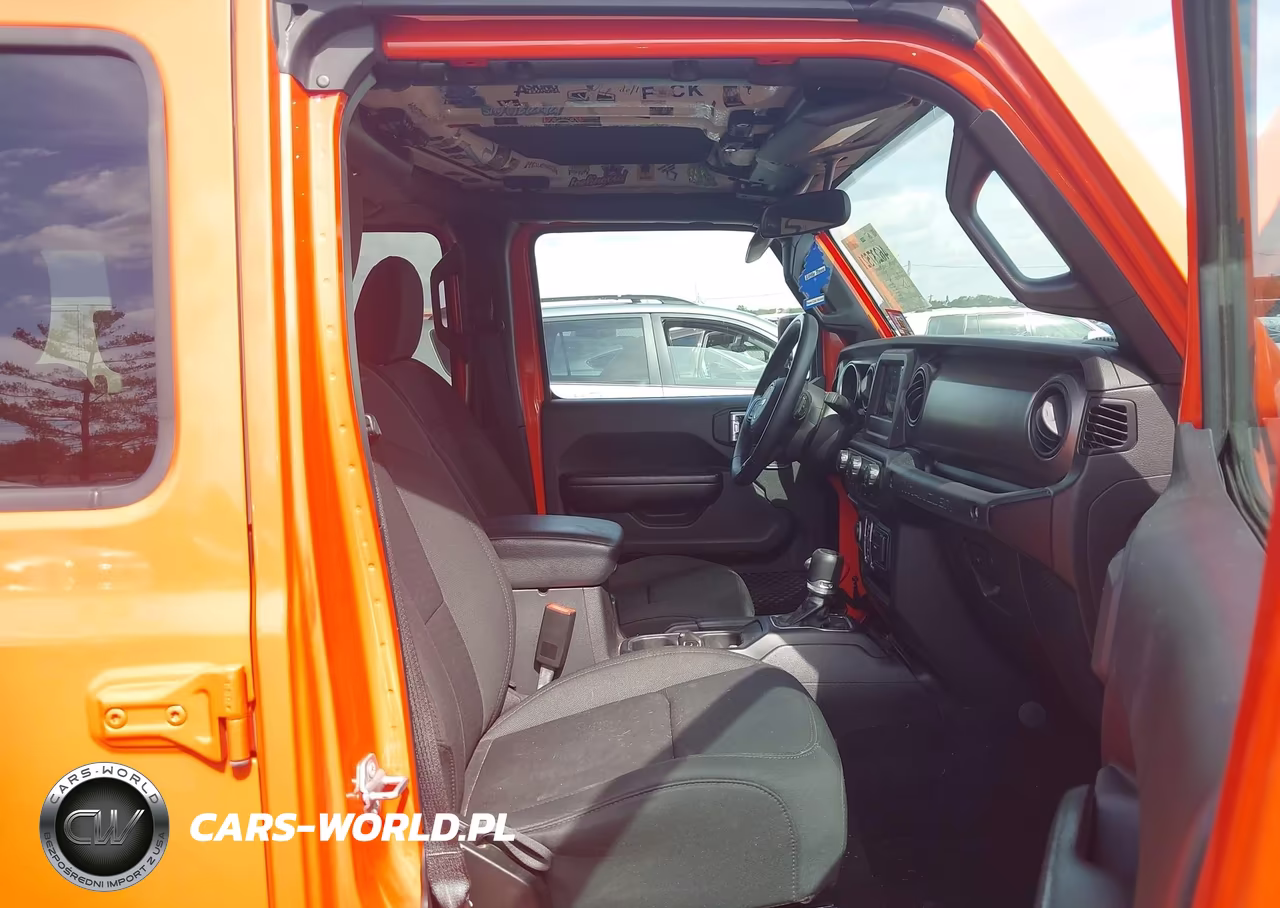 2020 Jeep Wrangler Unlimited Sport S 4X4 VIN:1C4HJXDGXLW189483 - 5