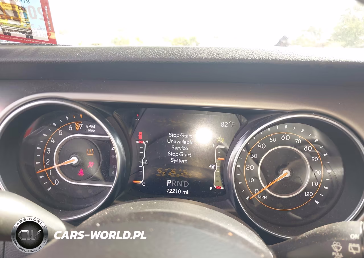 2020 Jeep Wrangler Unlimited Sport S 4X4 VIN:1C4HJXDGXLW189483 - 7
