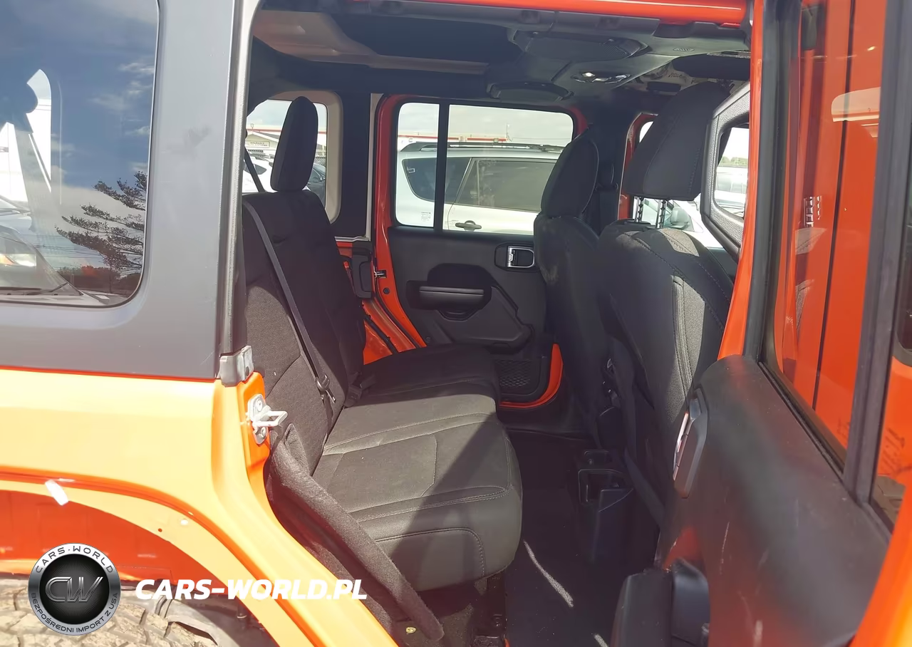 2020 Jeep Wrangler Unlimited Sport S 4X4 VIN:1C4HJXDGXLW189483 - 8