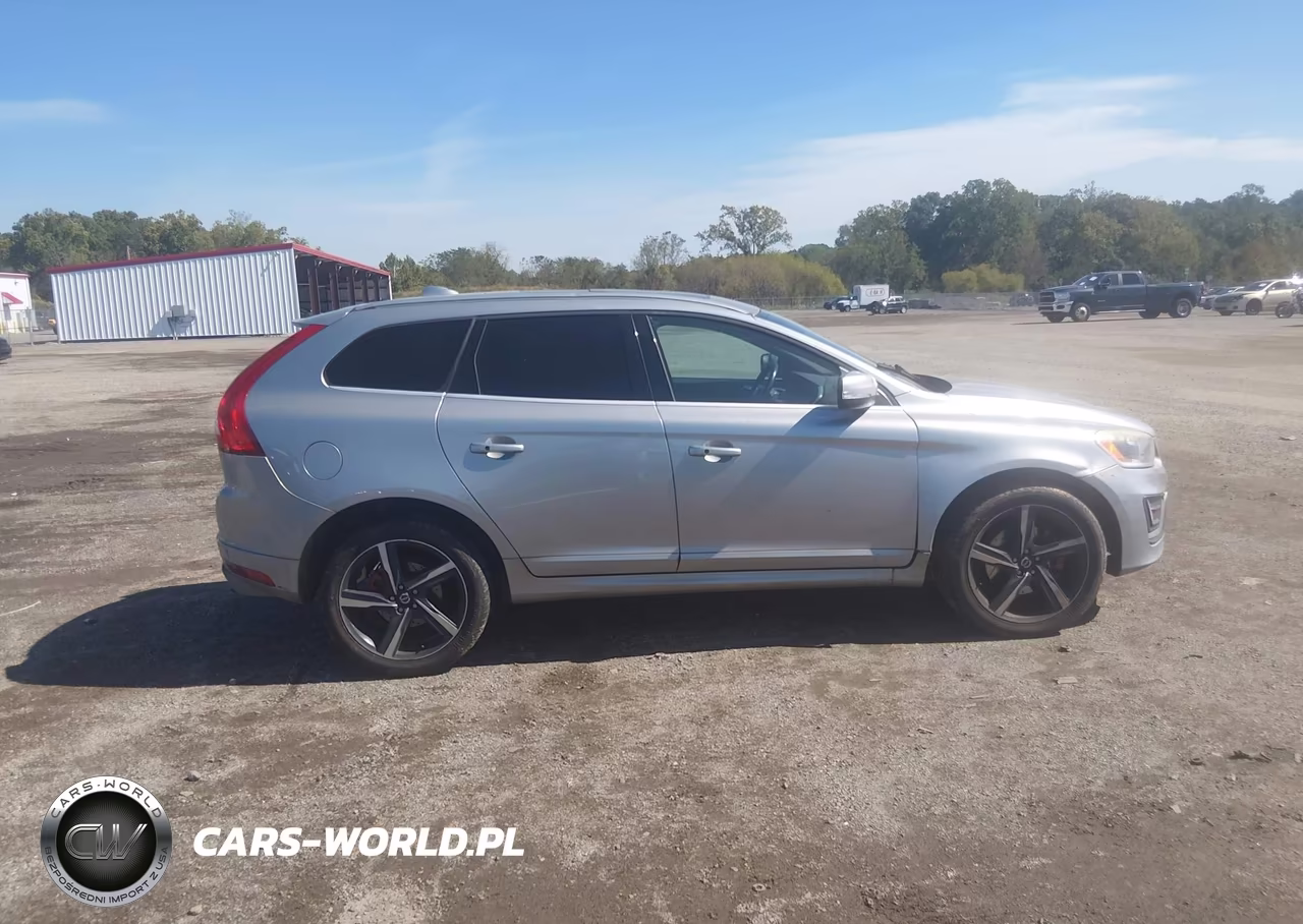 2015 Volvo Xc60 T6 R-Design Platinum VIN:YV4902RH5F2566466 - 13