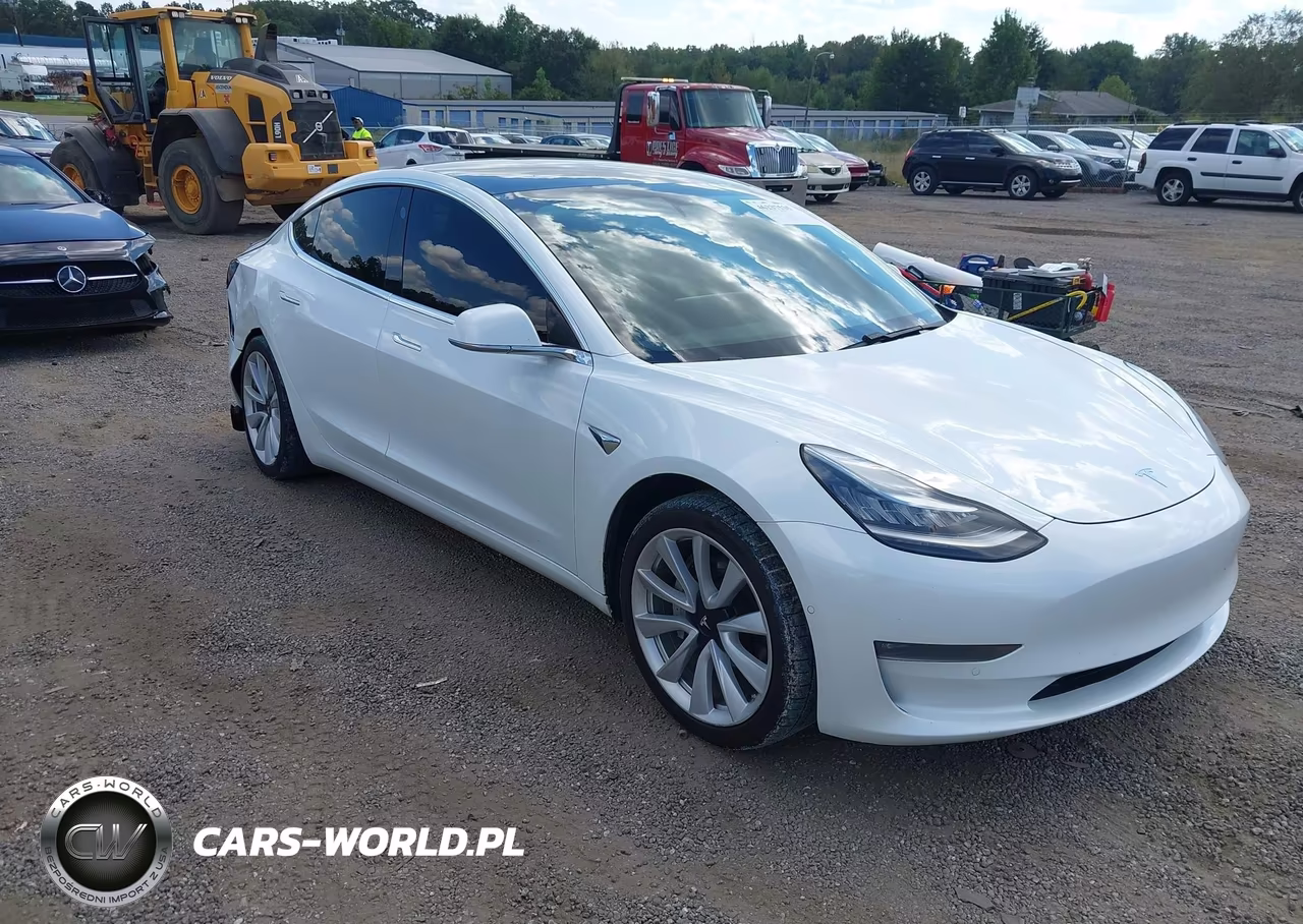 2020 Tesla Model 3 Long Range Dual Motor All-Wheel Drive – zdjęcie 1 z 15