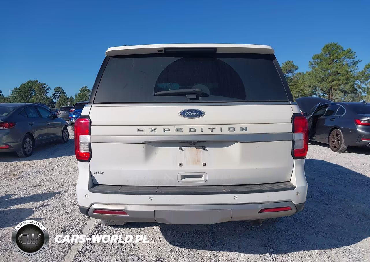 2022 Ford Expedition Xlt VIN:1FMJU1HT1NEA46424 - 16