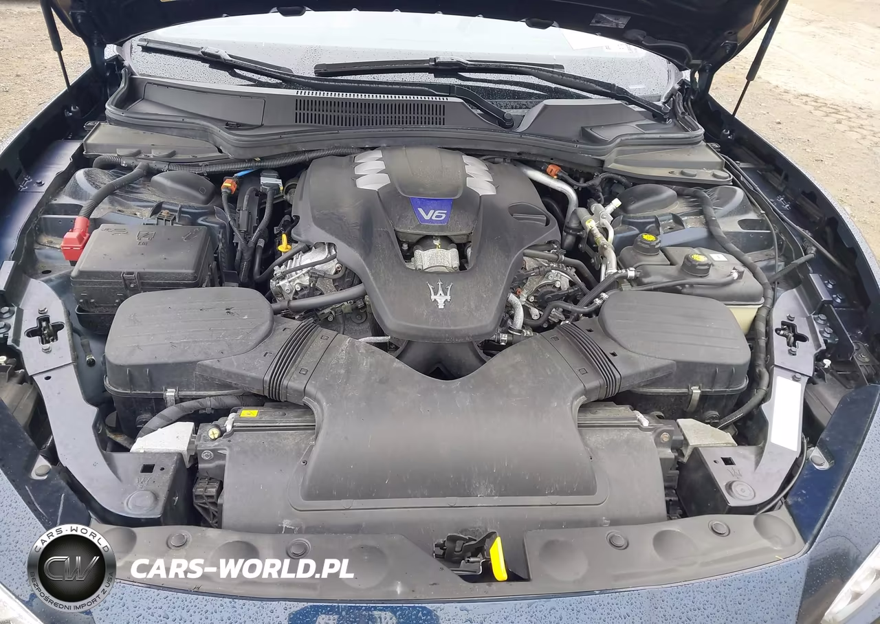 2022 Maserati Ghibli Modena Q4 VIN:ZAM57YTM4NX400247 - 10