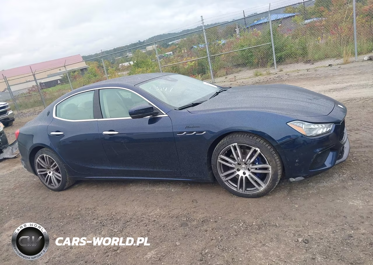 2022 Maserati Ghibli Modena Q4 VIN:ZAM57YTM4NX400247 - 13