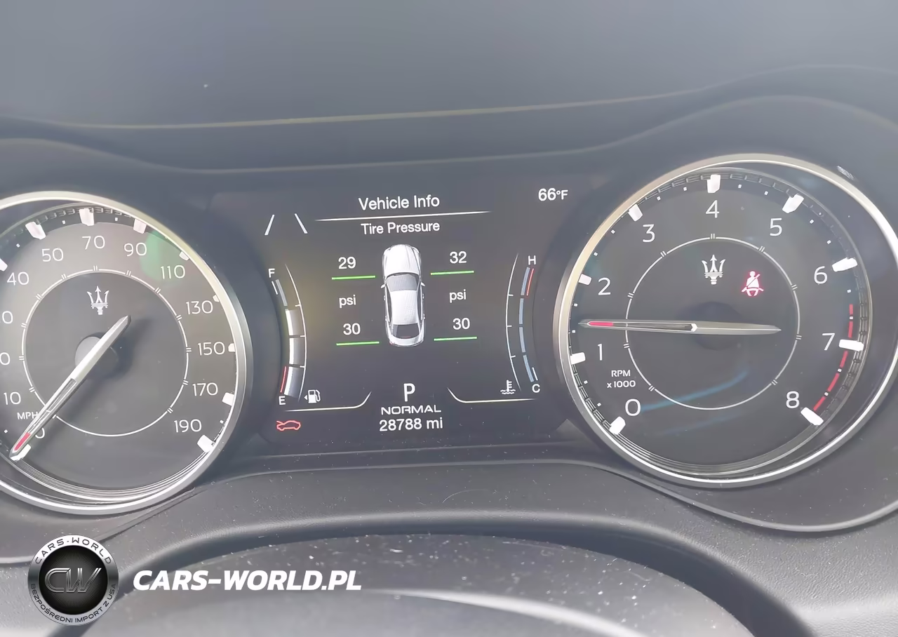 2022 Maserati Ghibli Modena Q4 VIN:ZAM57YTM4NX400247 - 15