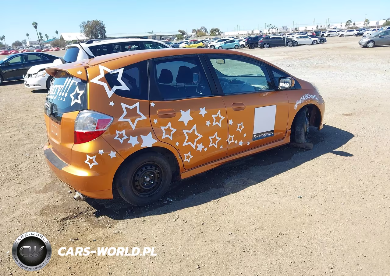2009 Honda Fit Sport VIN:JHMGE88459S005412 - 4