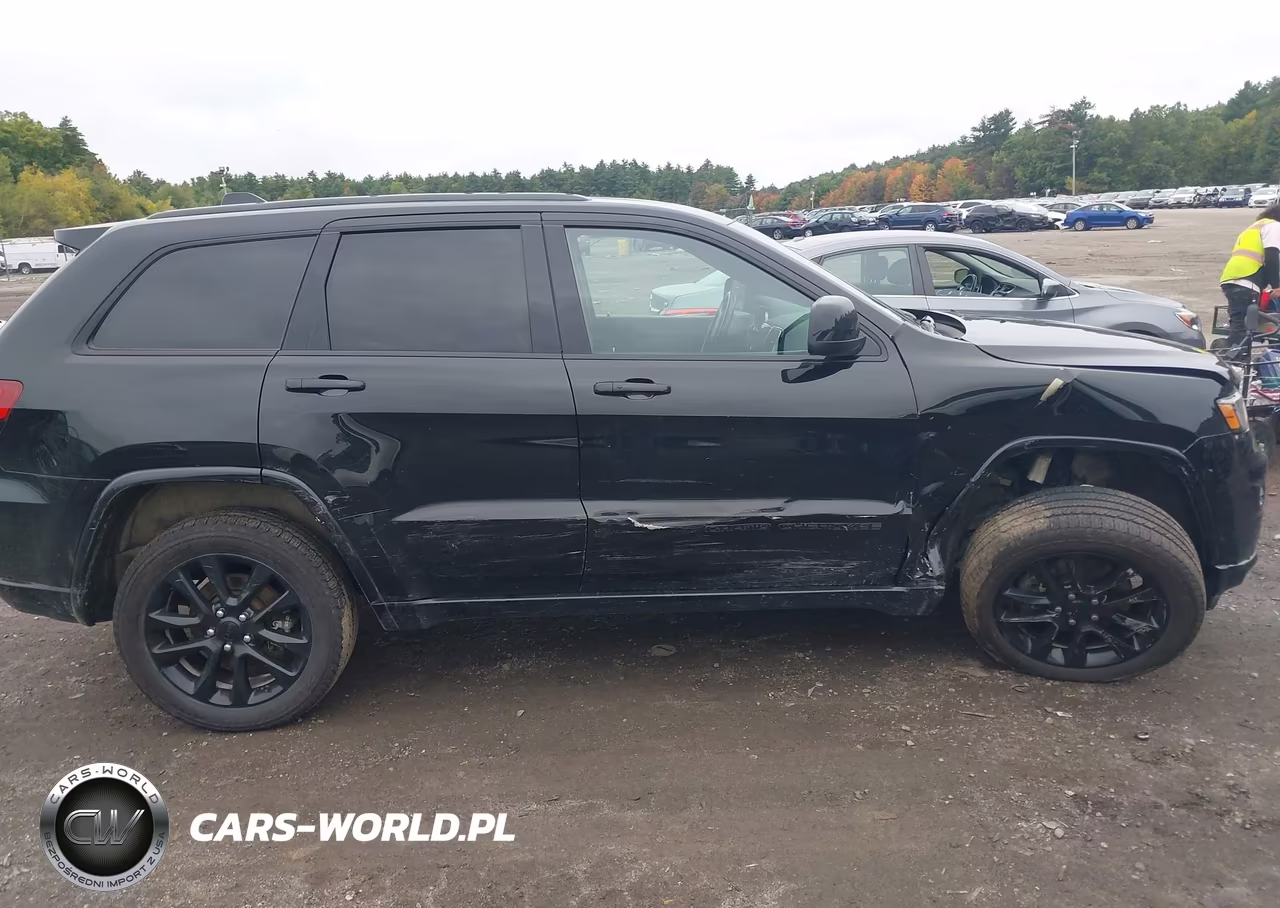 2021 Jeep Grand Cherokee Laredo X 4X4 VIN:1C4RJFAG6MC515589 - 13