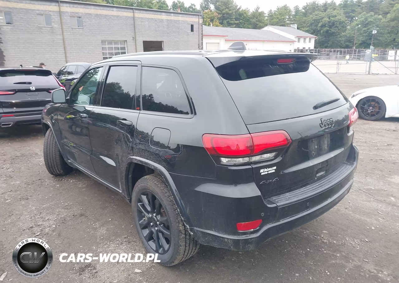 2021 Jeep Grand Cherokee Laredo X 4X4 VIN:1C4RJFAG6MC515589 - 3