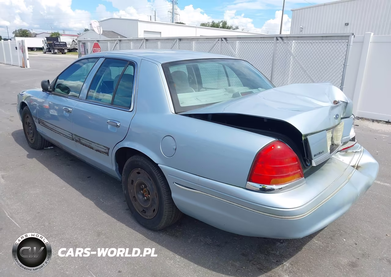 2003 Ford Crown Victoria Standard VIN:2FAFP73W23X208715 - 3