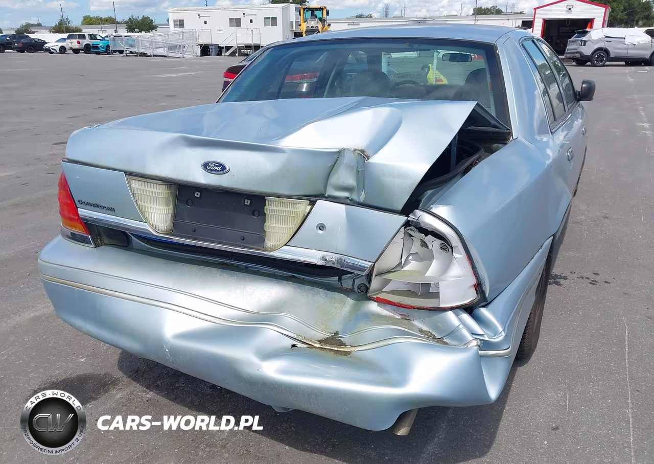 2003 Ford Crown Victoria Standard VIN:2FAFP73W23X208715 - 6