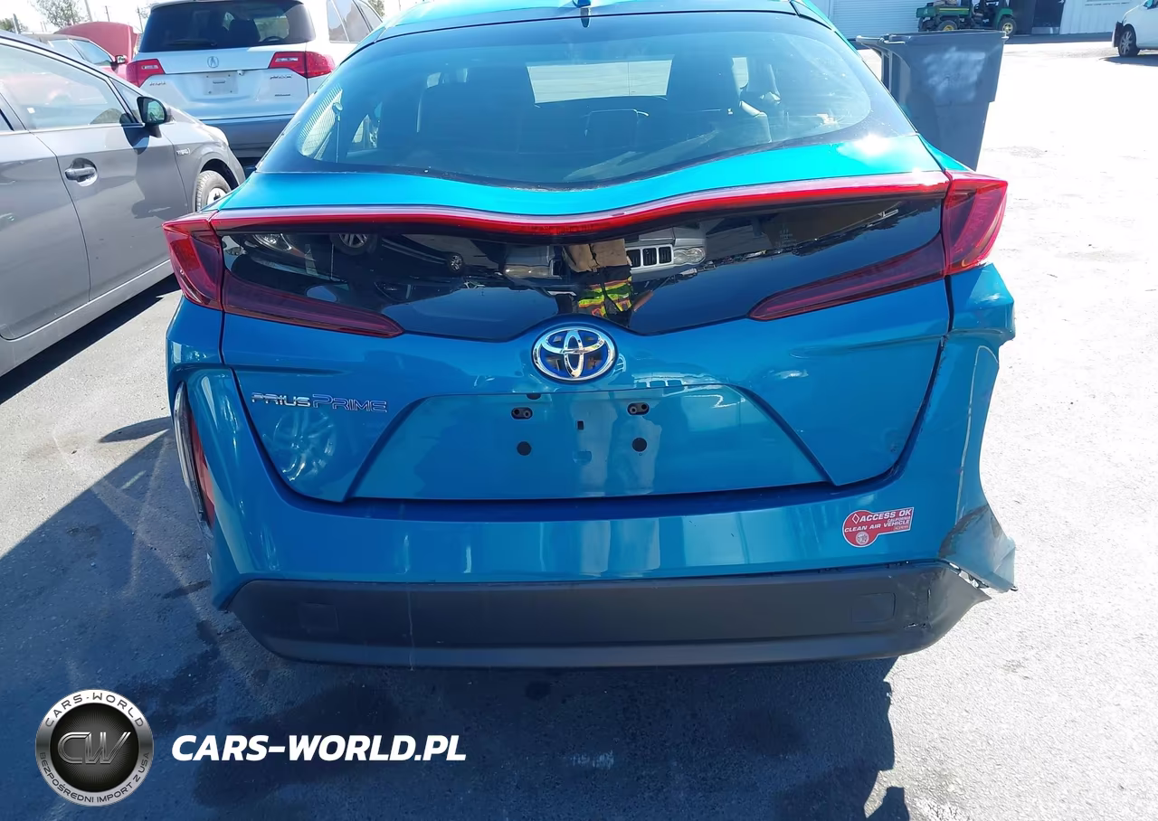 2018 Toyota Prius Prime Premium VIN:JTDKARFP2J3080576 - 15