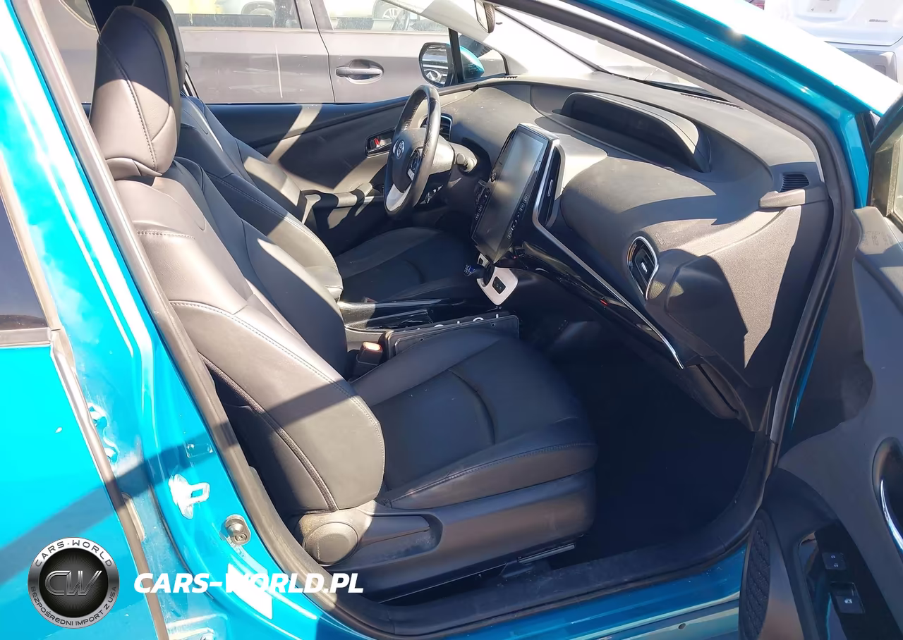 2018 Toyota Prius Prime Premium VIN:JTDKARFP2J3080576 - 5