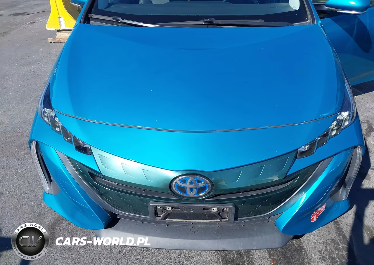 2018 Toyota Prius Prime Premium VIN:JTDKARFP2J3080576 - 6