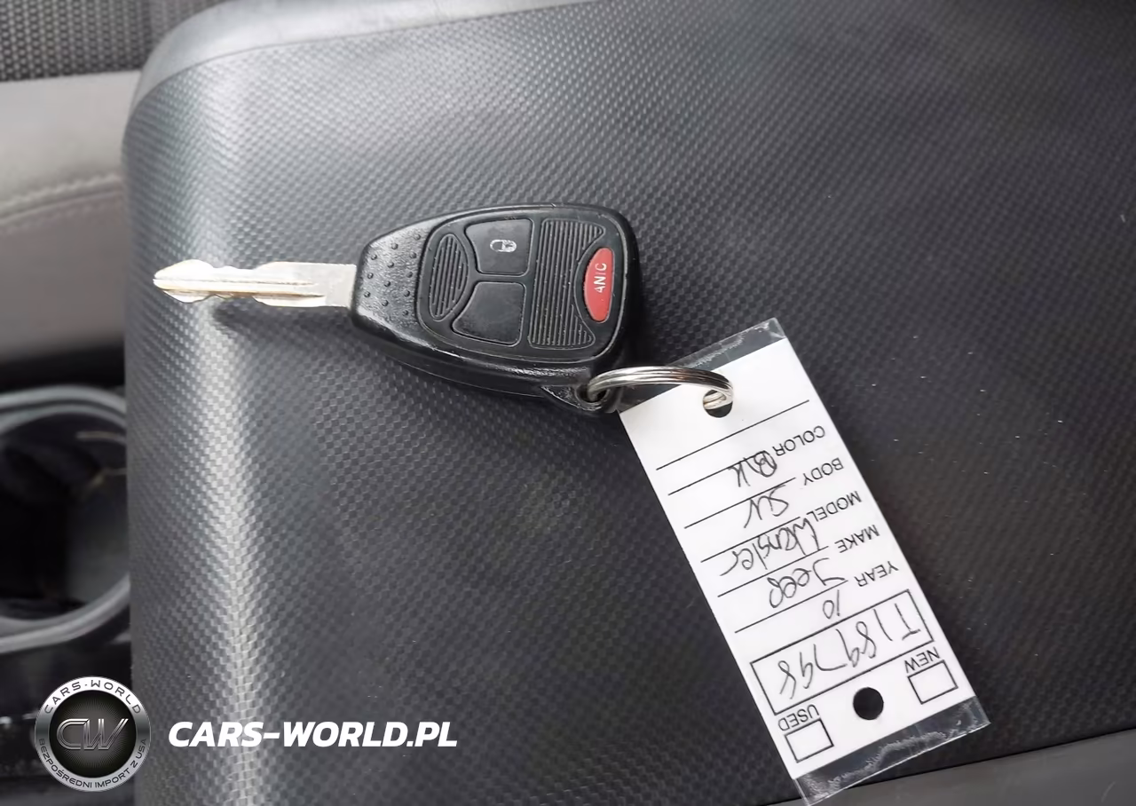 2010 Jeep Wrangler Unlimited Sport VIN:1J4BA3H16AL189798 - 11