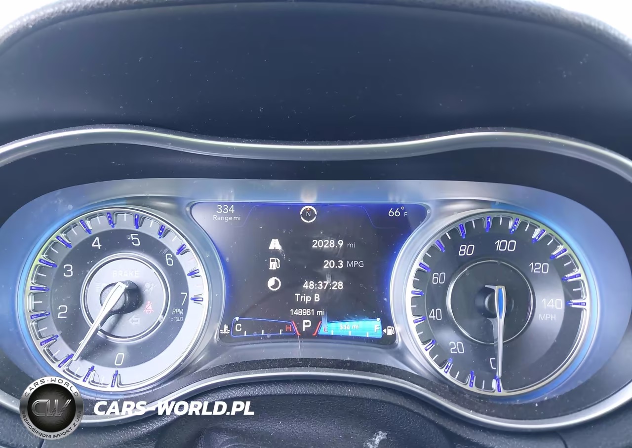 2018 Chrysler 300 Limited VIN:2C3CCAEG1JH301524 - 7