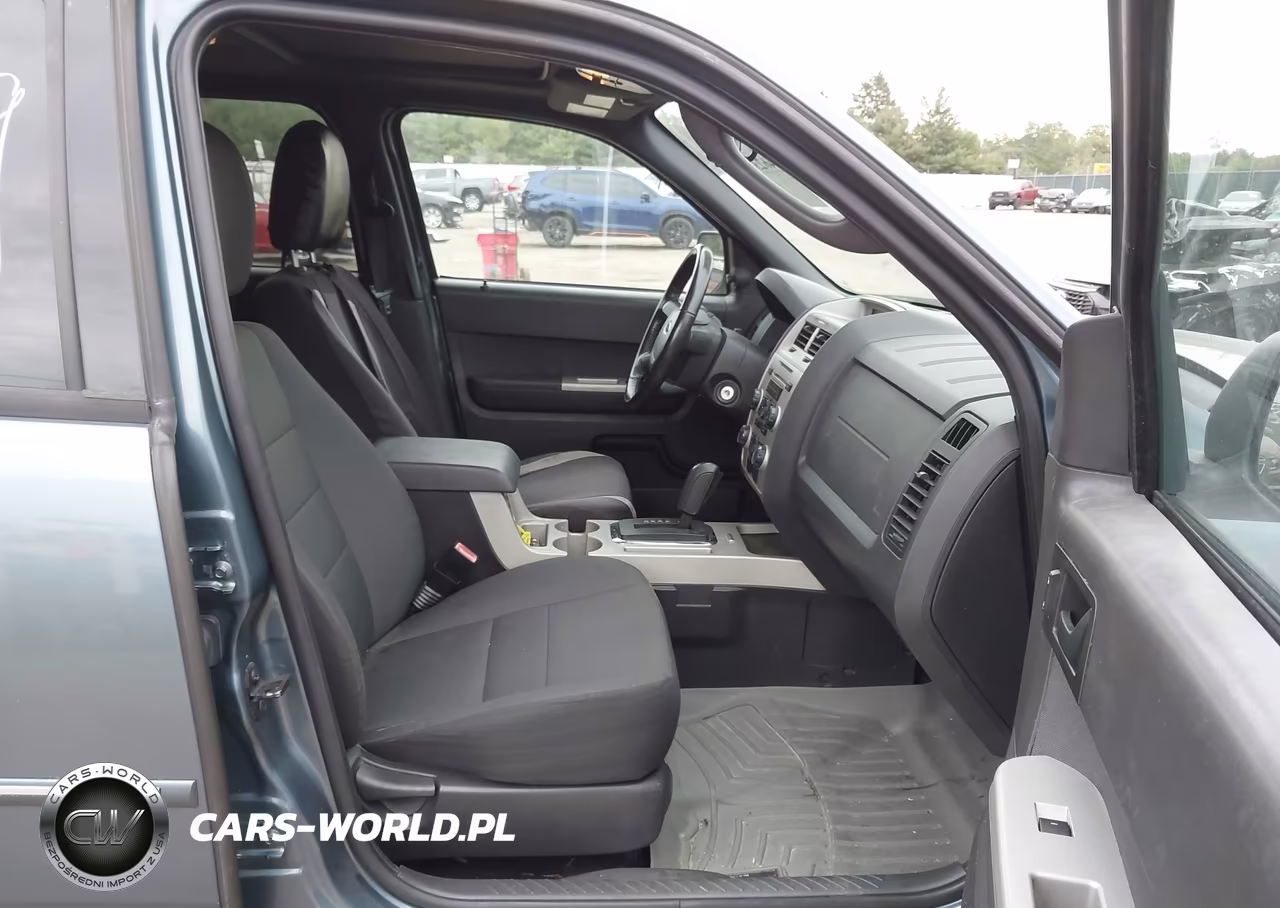 2012 Ford Escape Xlt VIN:1FMCU0D70CKA06104 - 5