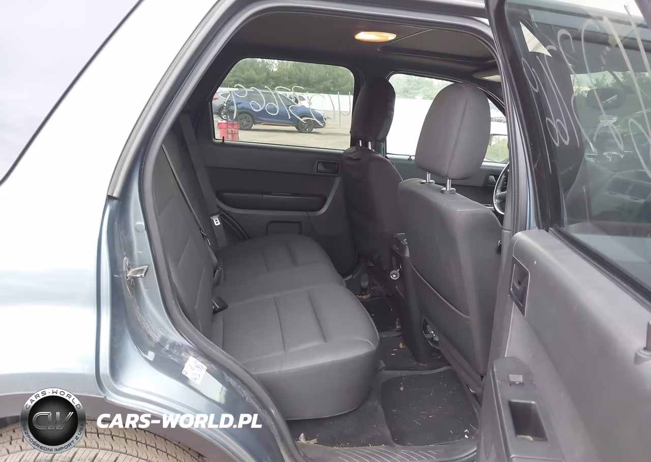 2012 Ford Escape Xlt VIN:1FMCU0D70CKA06104 - 8