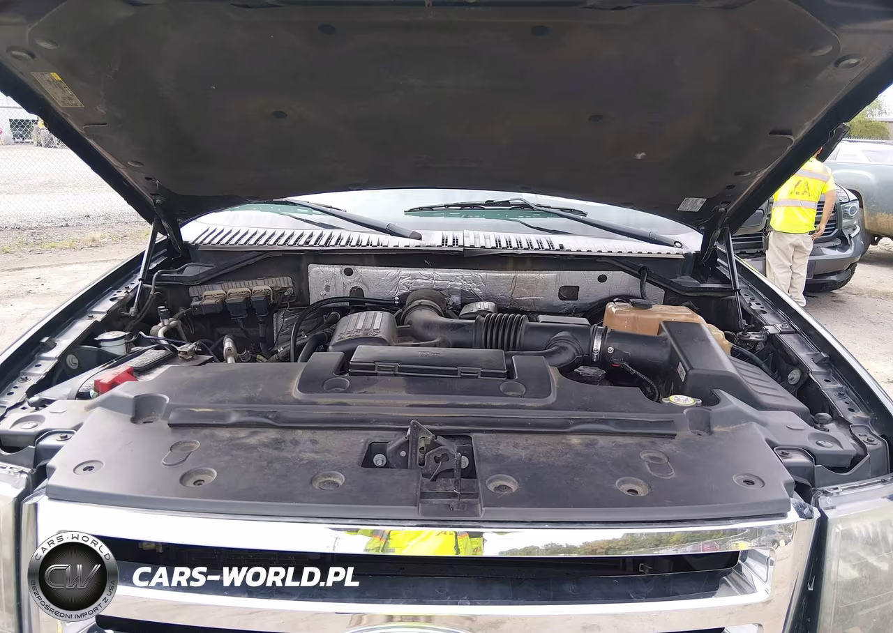 2013 Ford Expedition Limited VIN:1FMJU1K57DEF38027 - 10