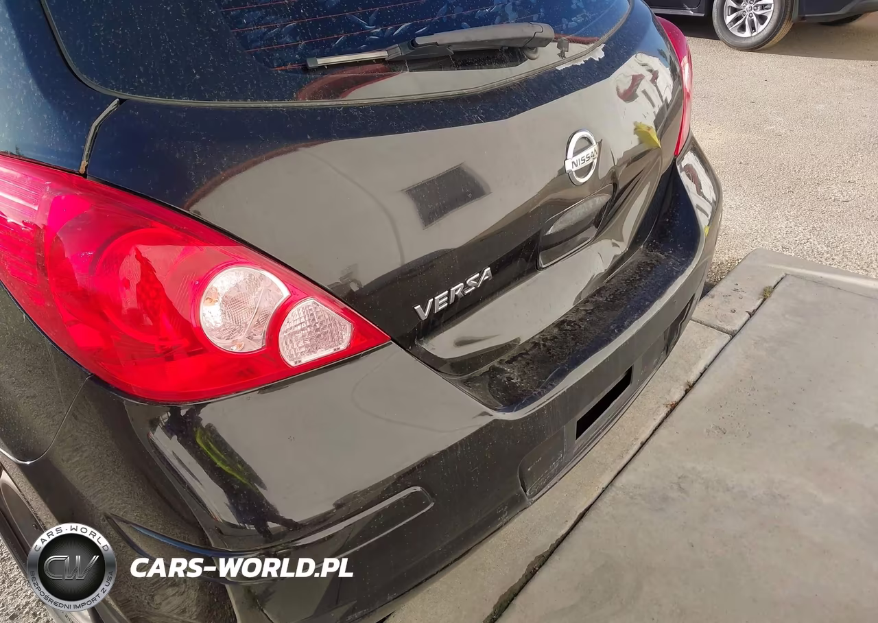 2011 Nissan Versa 1.8S VIN:3N1BC1CPXBL515496 - 14