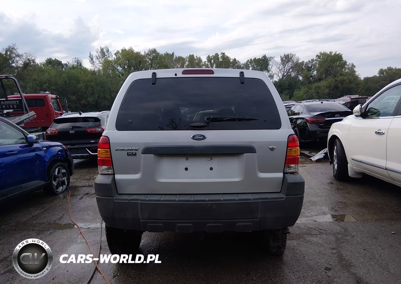 2005 Ford Escape Xlt VIN:1FMYU93115KE31552 - 17