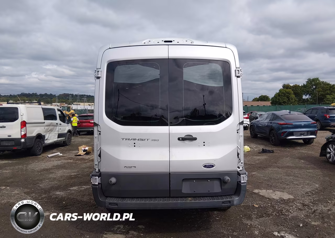 2018 Ford Transit-350 VIN:1FTBW2CG1JKA74917 - 16