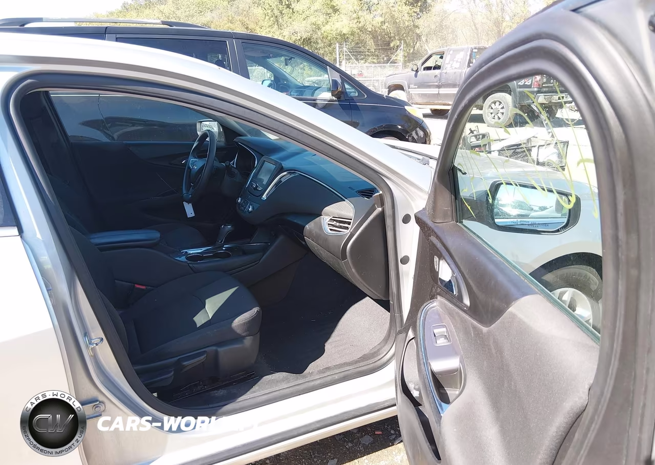 2018 Chevrolet Malibu Lt VIN:1G1ZD5ST9JF223077 - 5