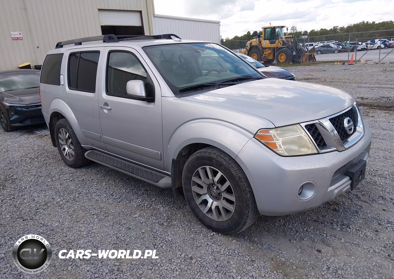 2011 Nissan Pathfinder Le