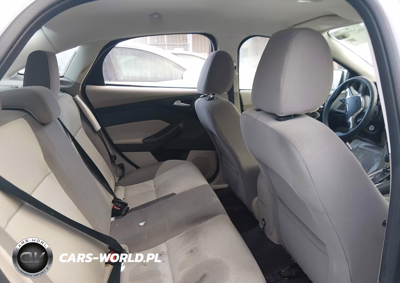 2014 Ford Focus Se VIN:1FADP3F28EL337034 - 7