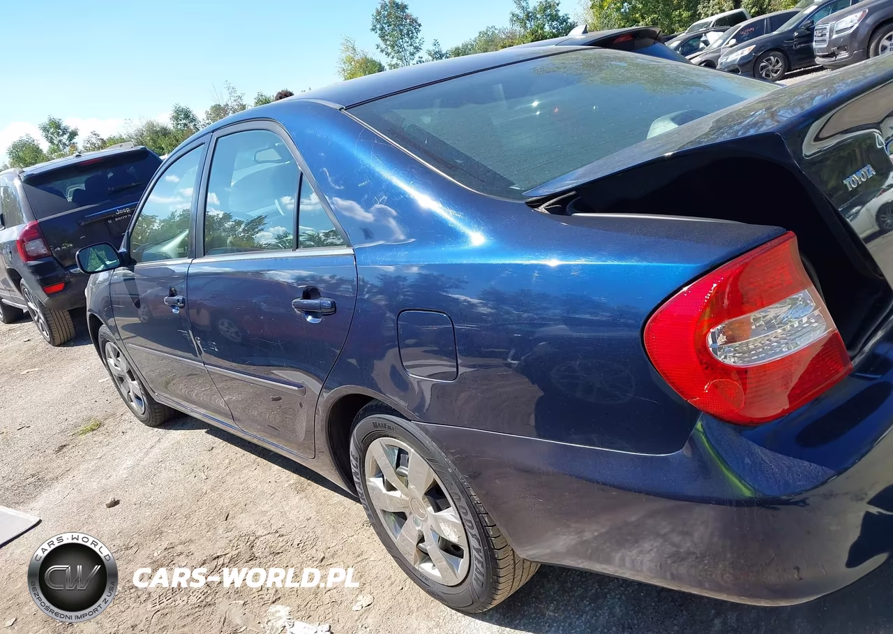 2003 Toyota Camry Xle VIN:4T1BE32K13U233081 - 14