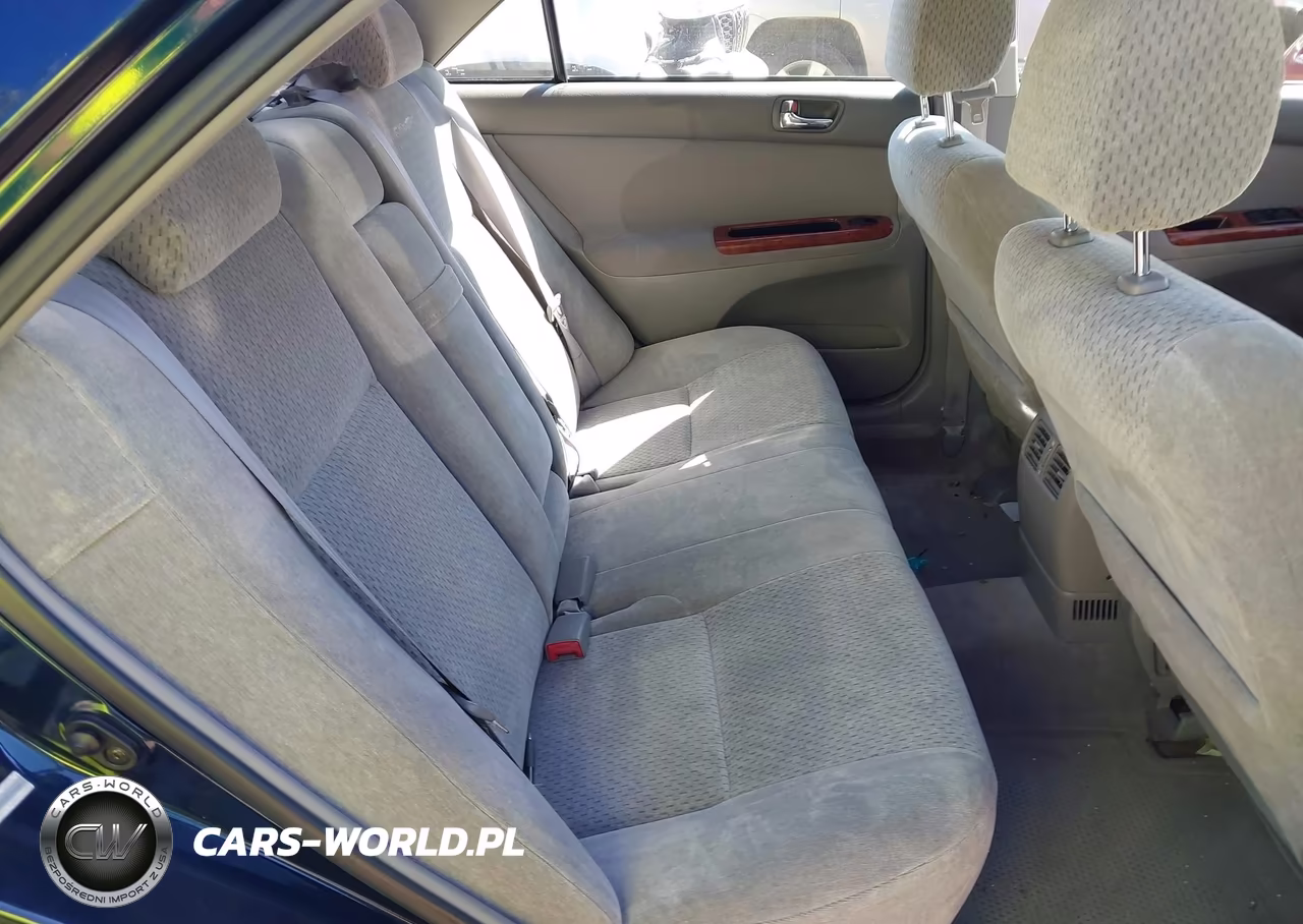 2003 Toyota Camry Xle VIN:4T1BE32K13U233081 - 8