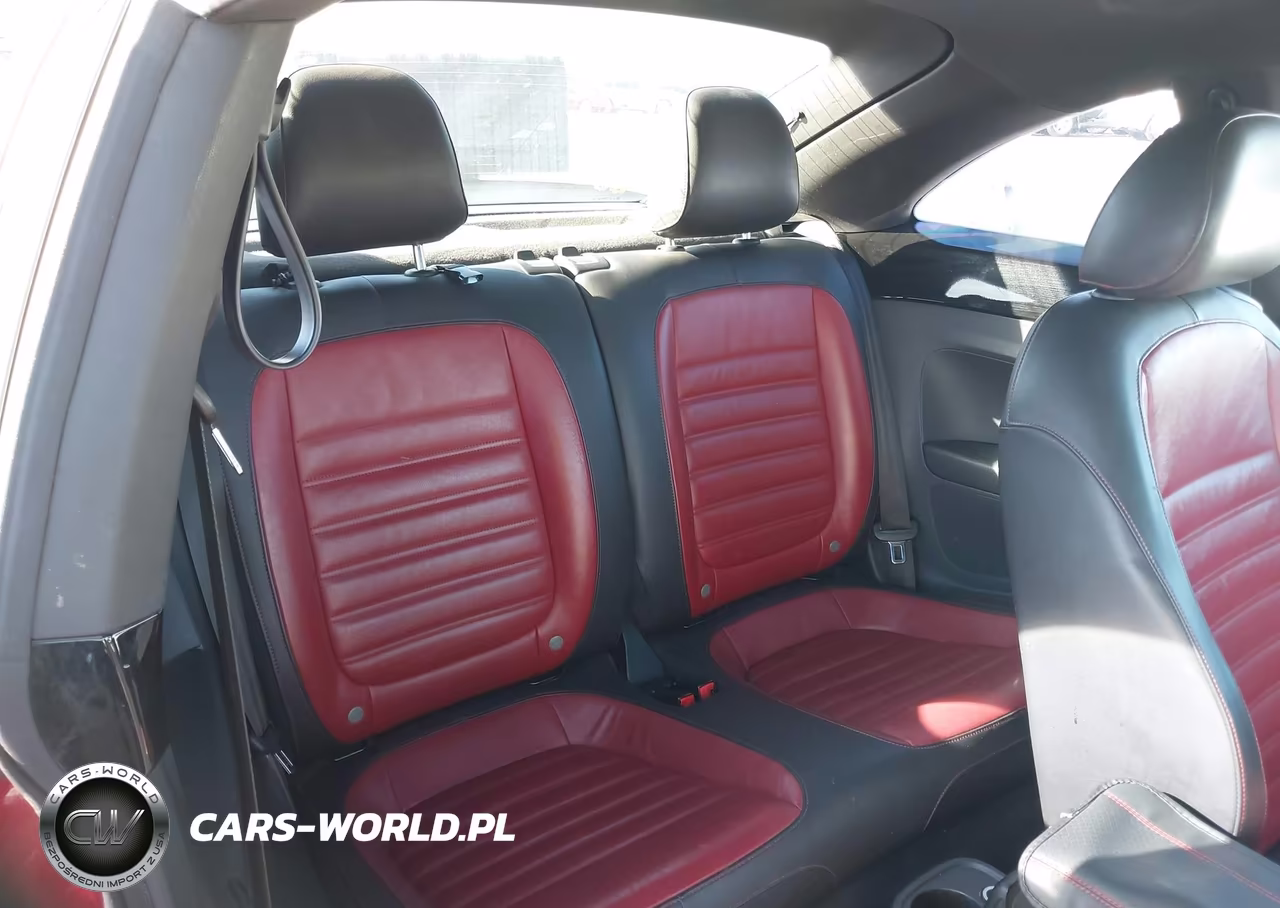 2013 Volkswagen Beetle 2.0T Turbo VIN:3VWVA7AT3DM607384 - 8
