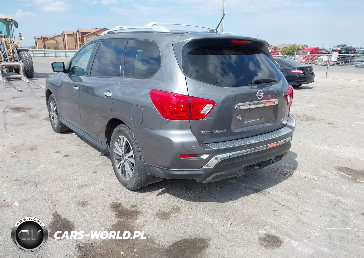 2017 Nissan Pathfinder Sl VIN:5N1DR2MN5HC677642 - 3