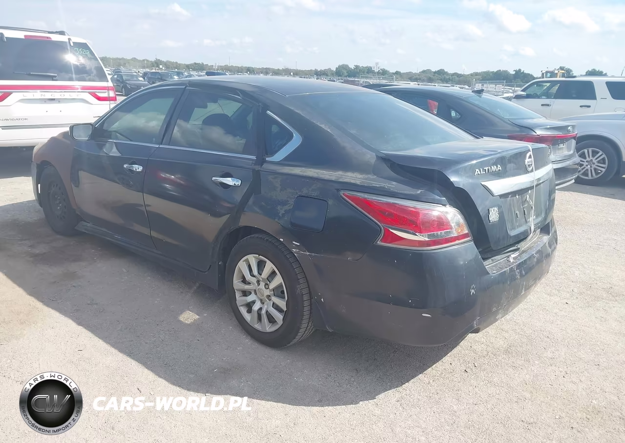 2015 Nissan Altima 2.5 S VIN:1N4AL3AP2FN392568 - 3