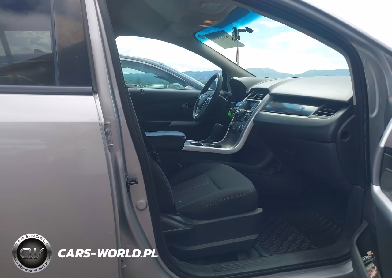 2011 Ford Edge Se VIN:2FMDK3GCXBBB18356 - 5