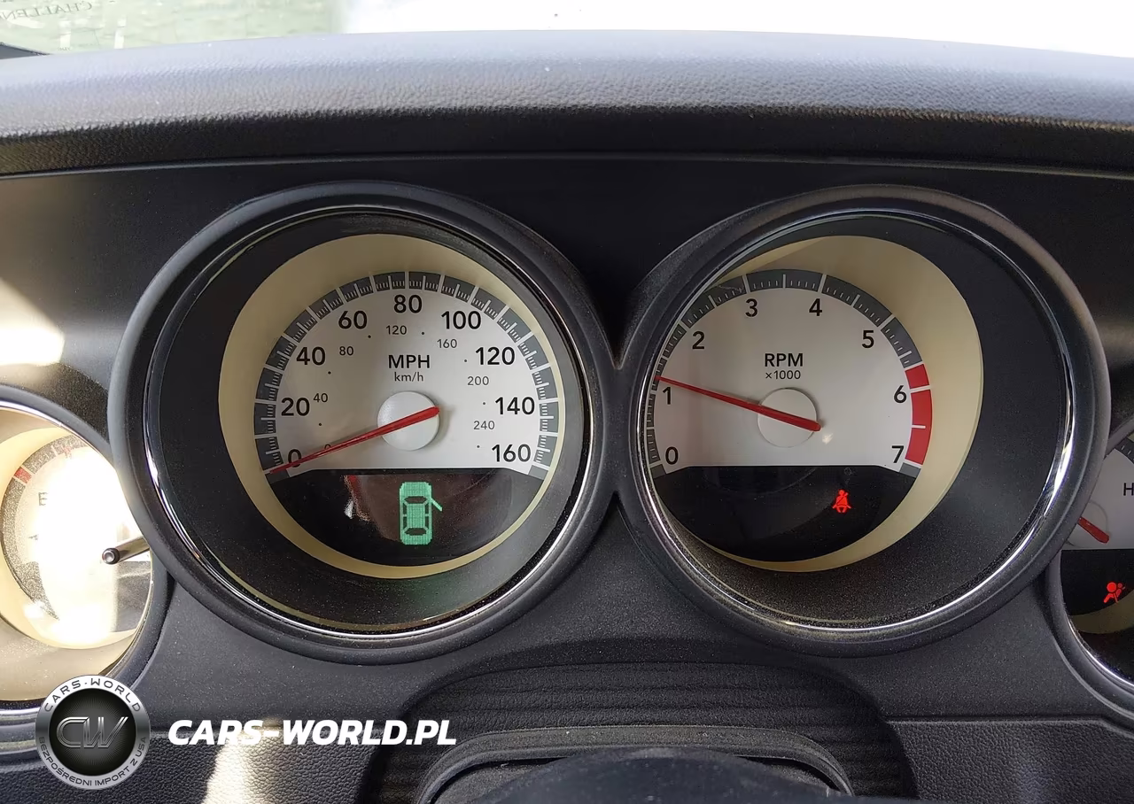 2010 Dodge Challenger R-T VIN:2B3CJ5DTXAH324129 - 7