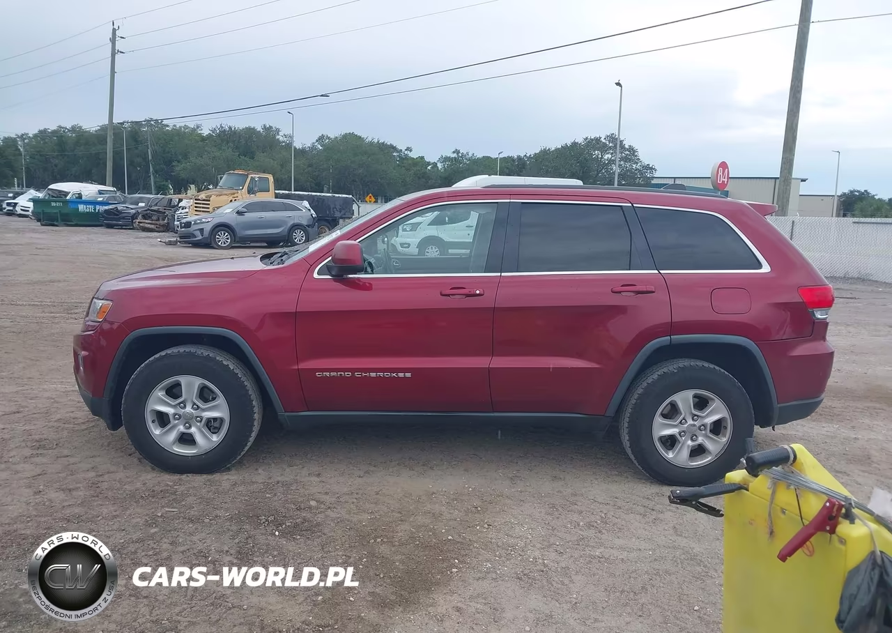 2014 Jeep Grand Cherokee Laredo VIN:1C4RJFAG5EC385046 - 14