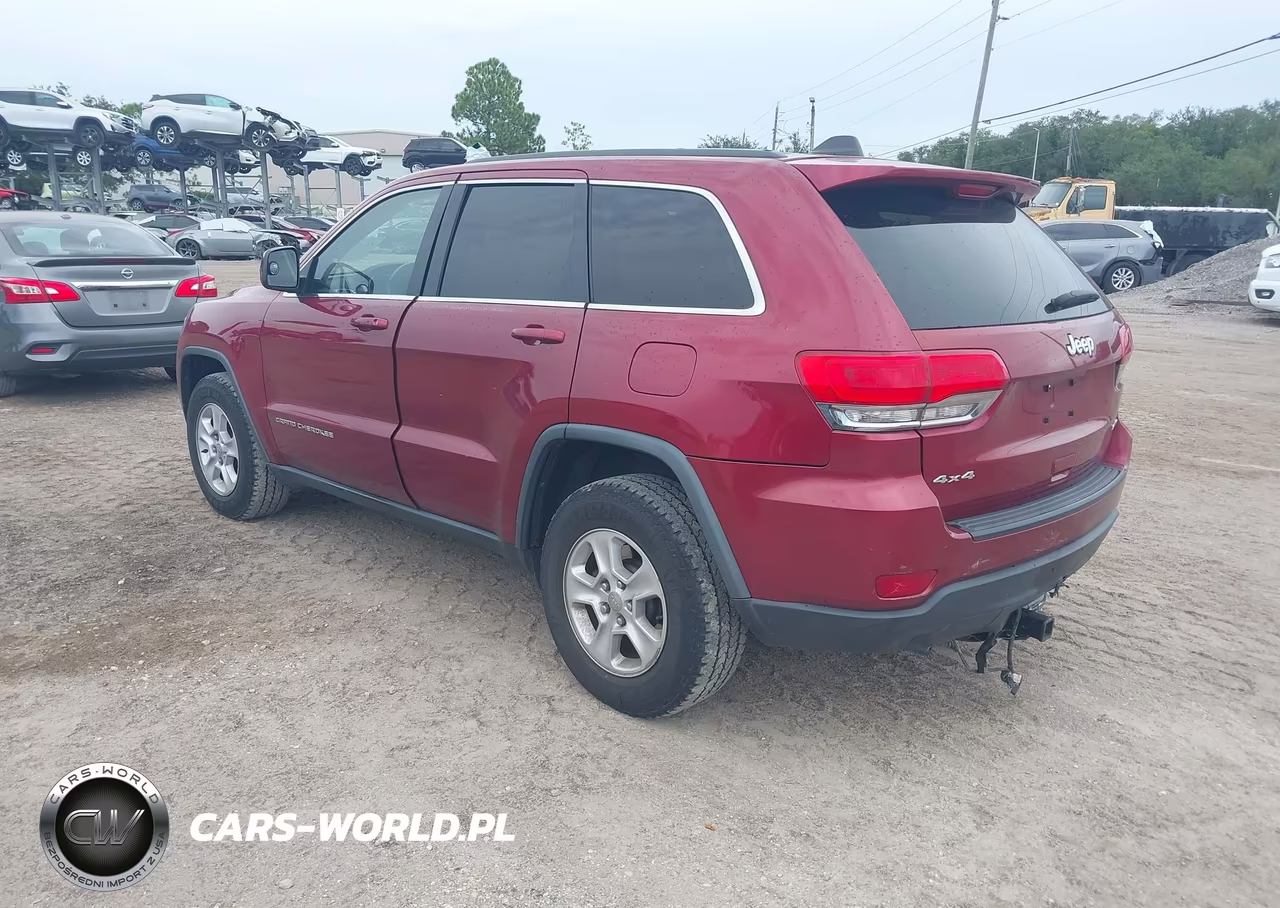 2014 Jeep Grand Cherokee Laredo VIN:1C4RJFAG5EC385046 - 3