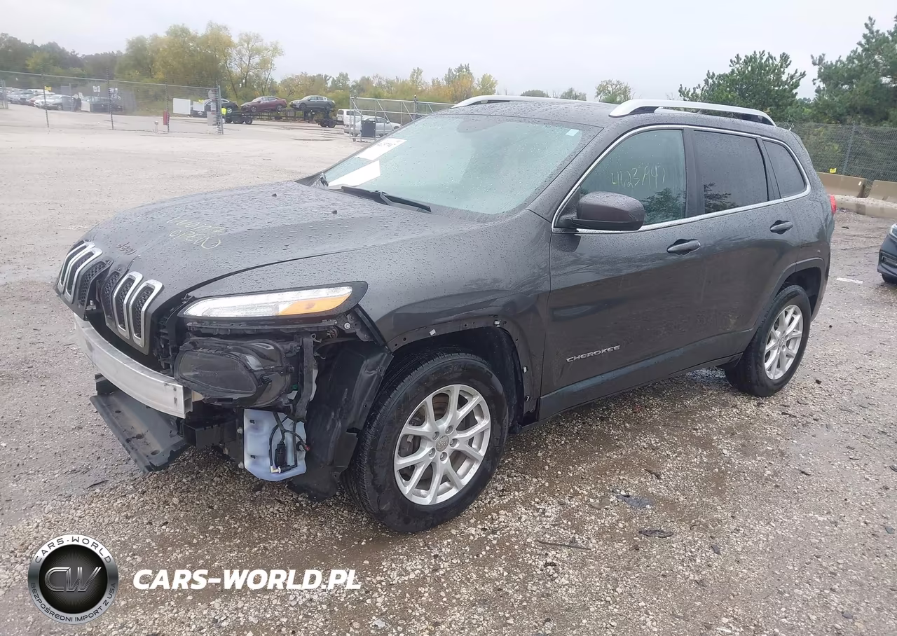 2015 Jeep Cherokee Latitude VIN:1C4PJMCS1FW725371 - 2