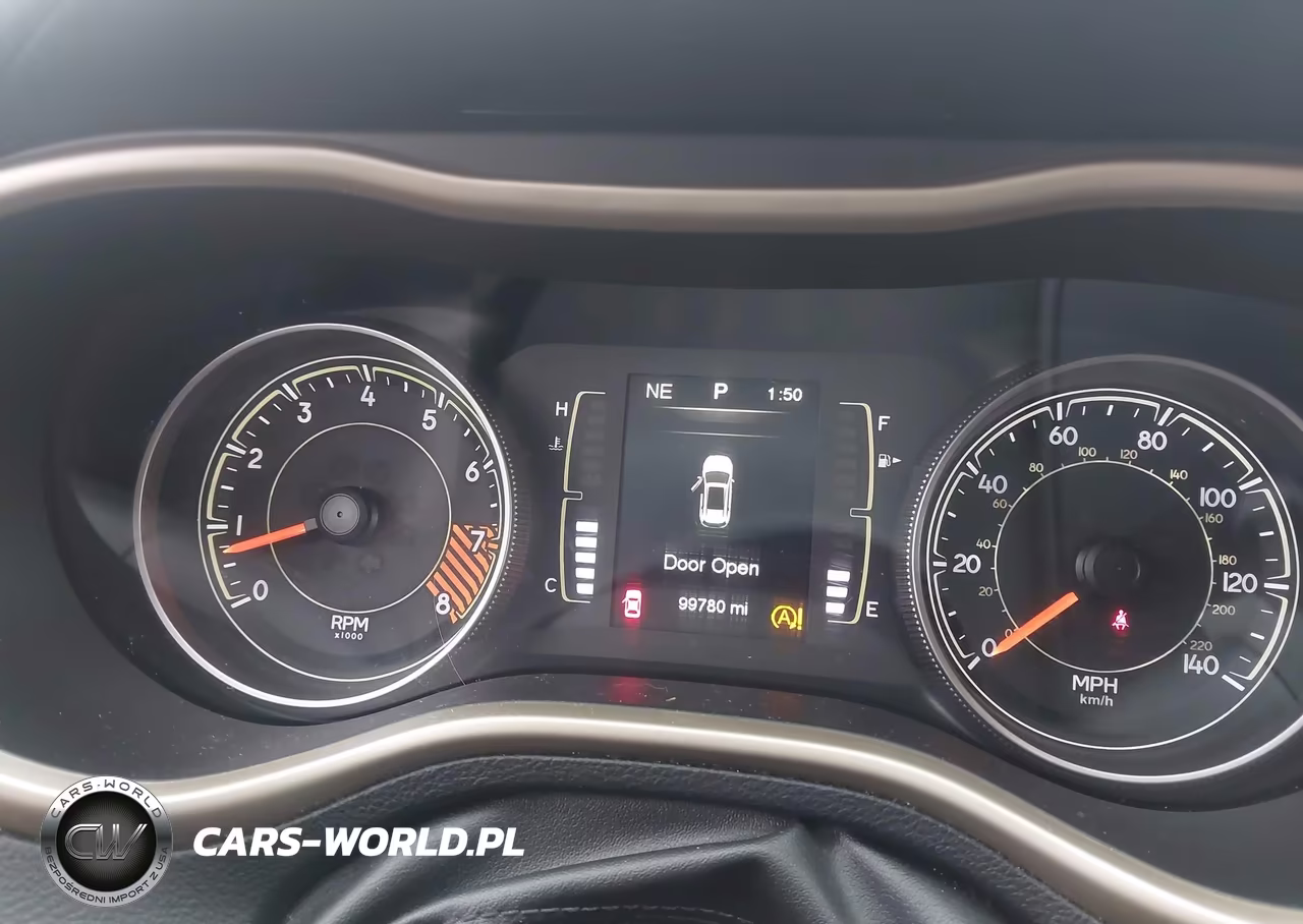 2015 Jeep Cherokee Latitude VIN:1C4PJMCS1FW725371 - 7