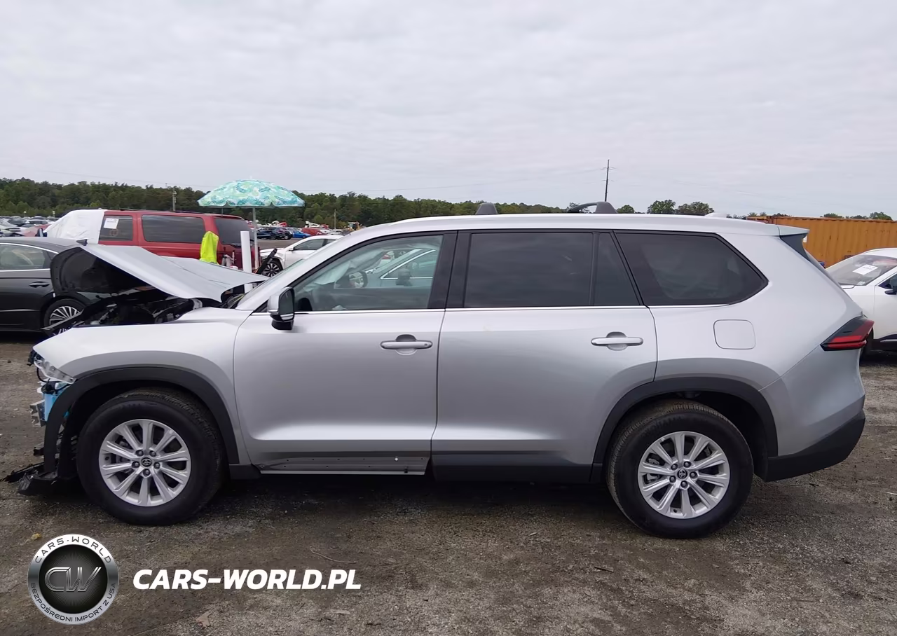 2026 Toyota Grand Highlander Xle VIN:5TDAAAB53TS112972 - 14