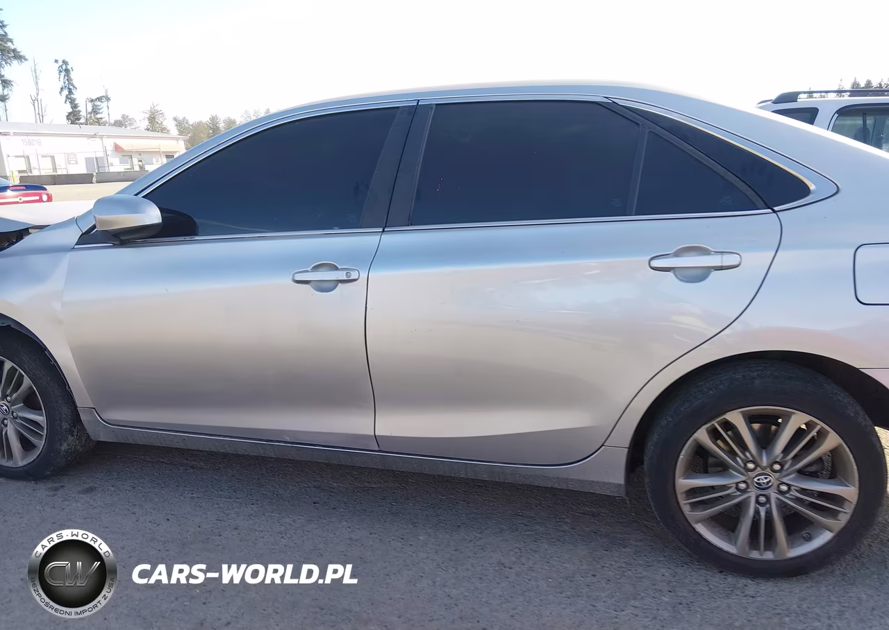 2017 Toyota Camry Le VIN:4T1BF1FK9HU744802 - 15