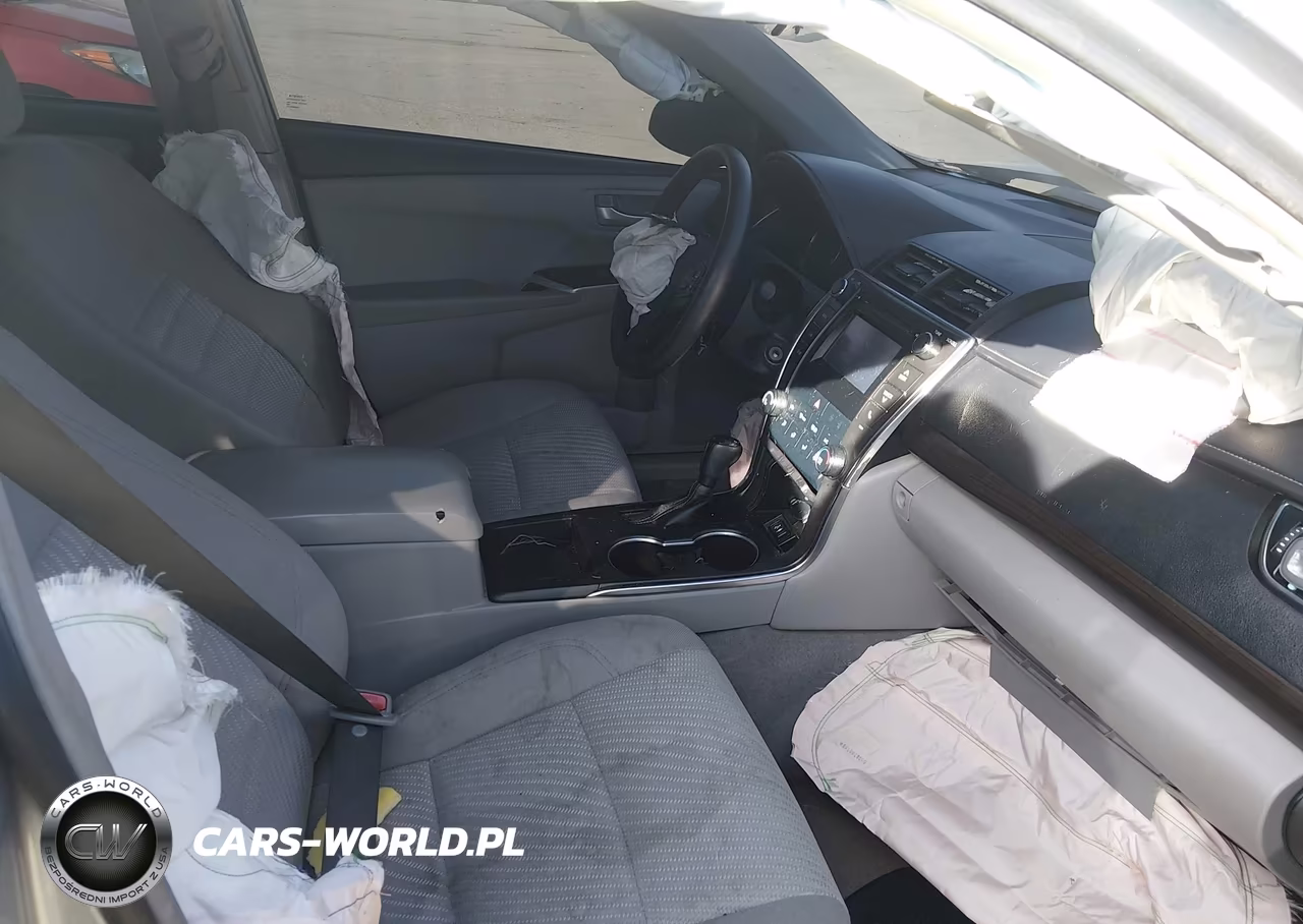 2017 Toyota Camry Le VIN:4T1BF1FK9HU744802 - 5