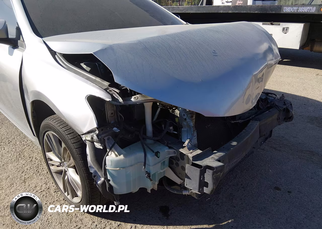 2017 Toyota Camry Le VIN:4T1BF1FK9HU744802 - 6